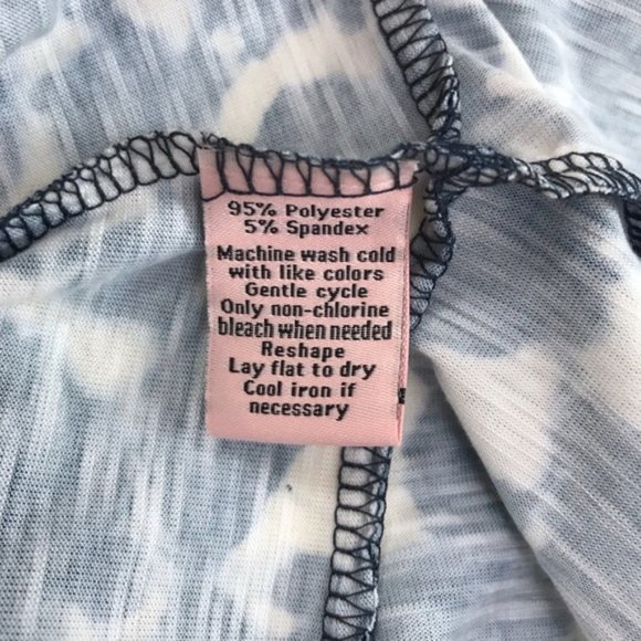 Juicy Couture Lush Shadow Gathered Front Flutter Sleeve Top Women’s Size M - Picture 15 of 15